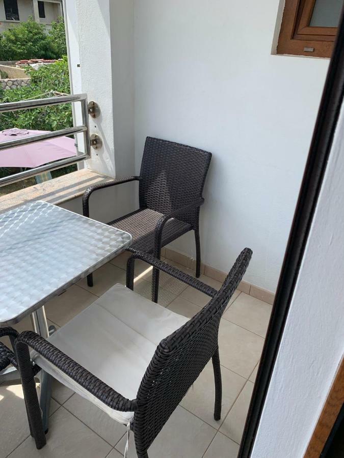 Vila Tesmija バスカ エクステリア 写真
