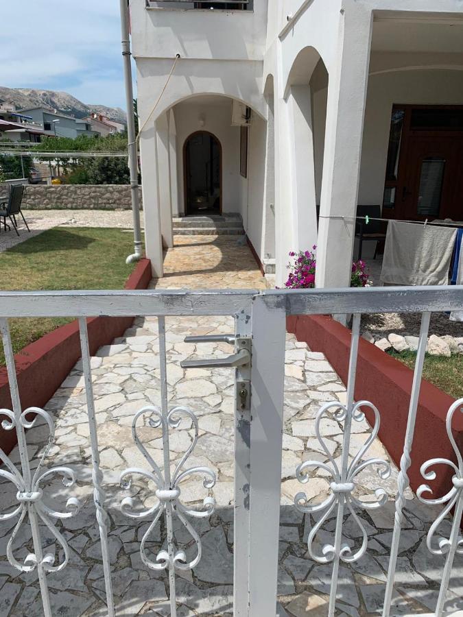 Vila Tesmija バスカ エクステリア 写真